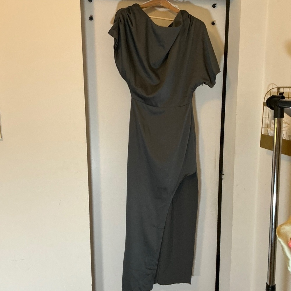Elliatt Andrea Gown Charcoal Gray Maxi Dress Nordstrom NWT Size Small - Picture 5 of 15
